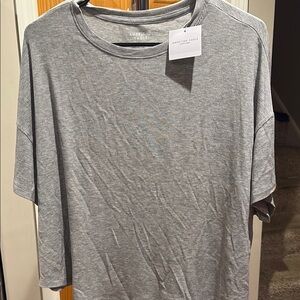 American Eagle Outfitters Gray Short Sleeve Tee